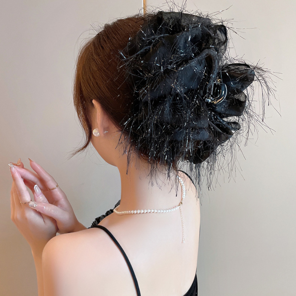 Elegant Feather Hair Claw Clip – Luxury Bowknot Shark Clip for Chic Updos