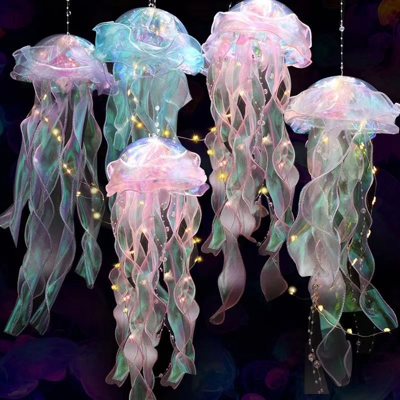 LED Jellyfish Hanging Lantern – Iridescent Handheld Light-Up Decoration
