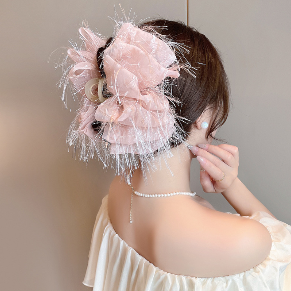 Elegant Feather Hair Claw Clip – Luxury Bowknot Shark Clip for Chic Updos