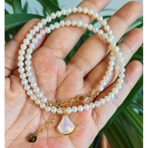 4-5mm Near-Round Pearl Necklace – Natural Mother-of-Pearl Fan Charm, Dainty Gold Accent